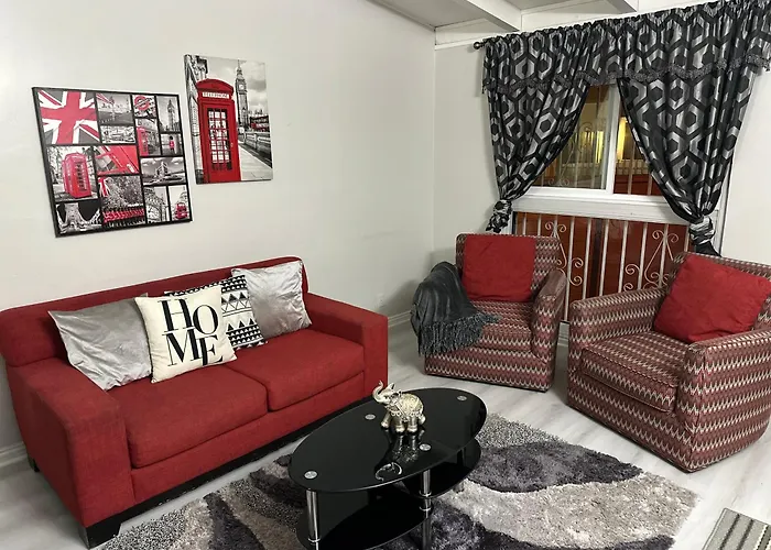 Two-Bedrooms Sofi, Forum, Spacex Cozy Apt