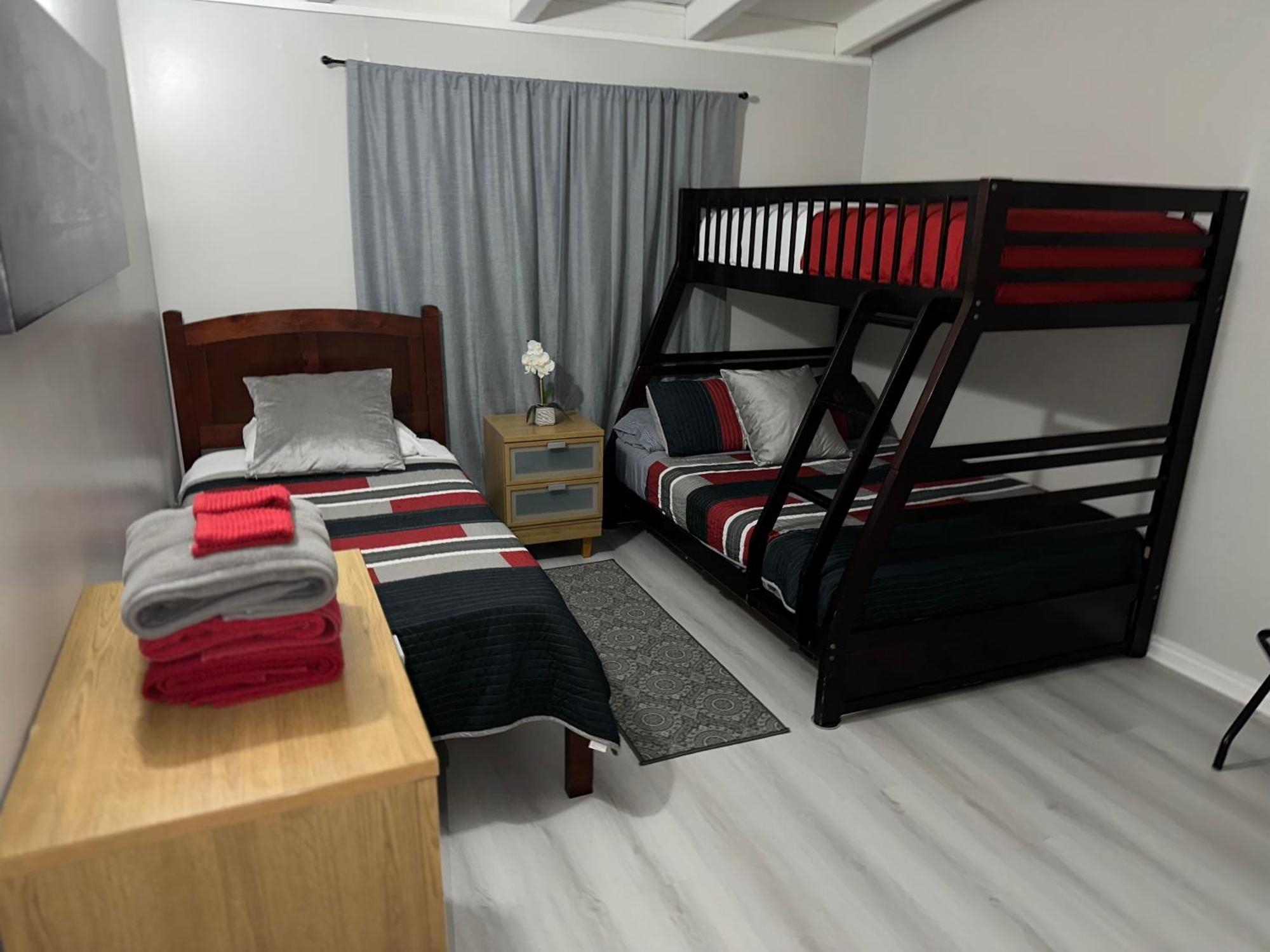 Two-bedrooms Sofi, Forum, Spacex Cozy Apartment